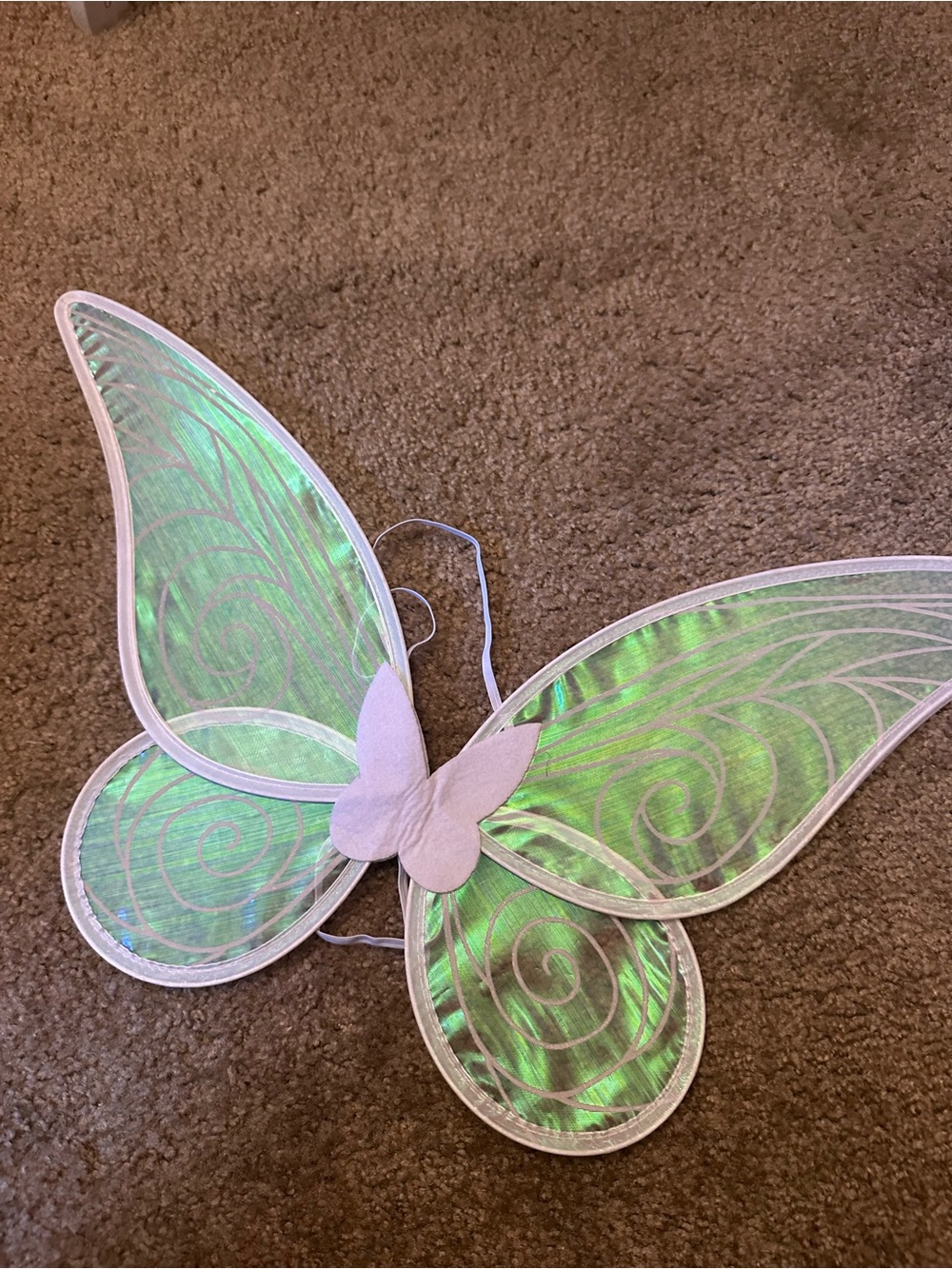 Iridescent Green Fairy Butterfly Wings for Women - Lightweight Costume Accessory - Picture 2 of 3